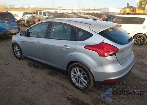 2018 Ford Focus Se z USA, uszkodzony, nr VIN 1FADP3K21JL206415